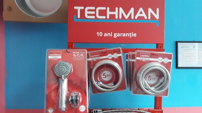 MBA Instal Arad. Imagine din magazin cu accesorii instalatii sanitare