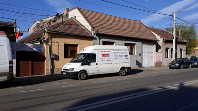 MBA Instal Arad. Imagine microbuz MBA Instal, pentru transport gratuit in Arad